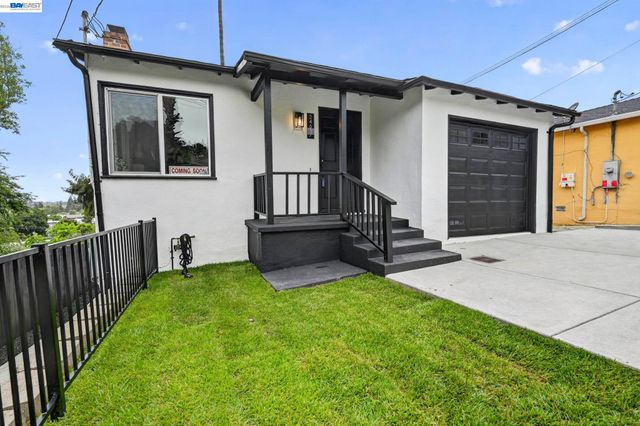 24657 Leona Dr, Hayward, CA 94542