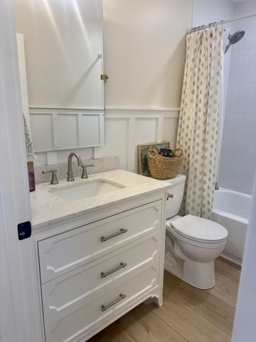 418 Creekmore Rd, Cottontown, TN 37048