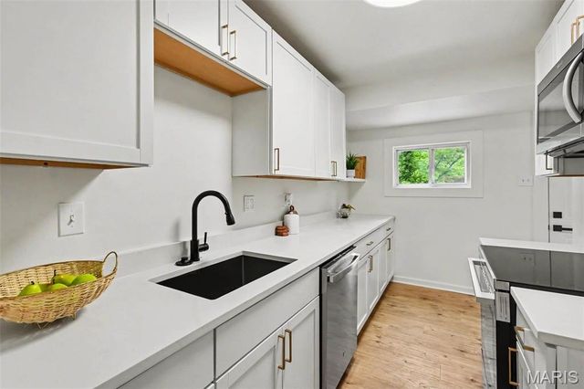 241 Glen Garry Road, St Louis, MO 63137