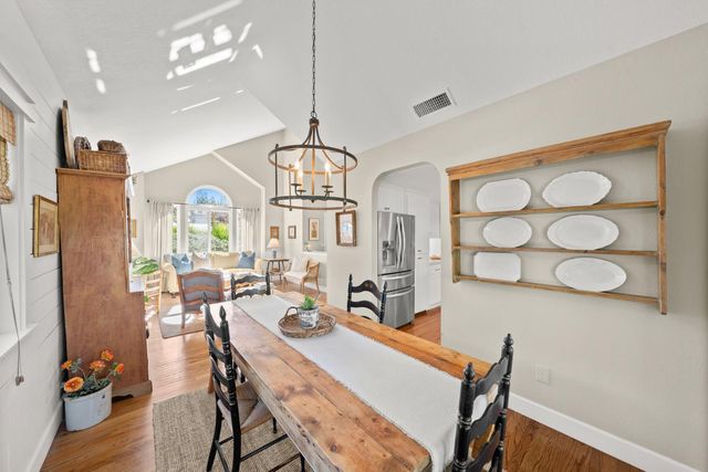 12609 Quail Hollow Dr, Auburn, CA 95603