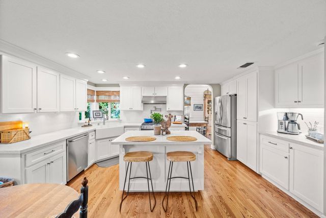 12609 Quail Hollow Dr, Auburn, CA 95603