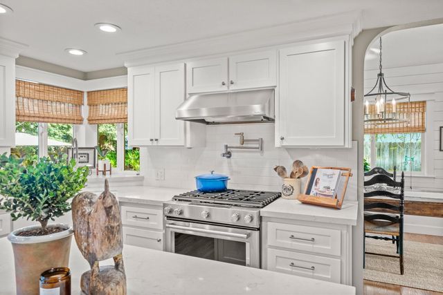 12609 Quail Hollow Dr, Auburn, CA 95603