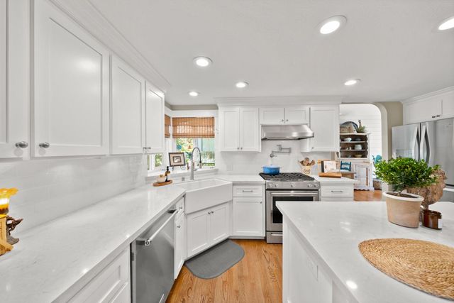 12609 Quail Hollow Dr, Auburn, CA 95603