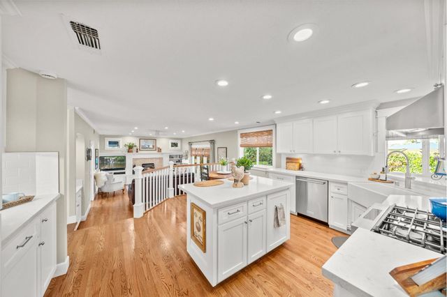 12609 Quail Hollow Dr, Auburn, CA 95603