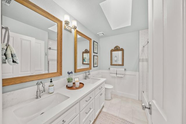 12609 Quail Hollow Dr, Auburn, CA 95603