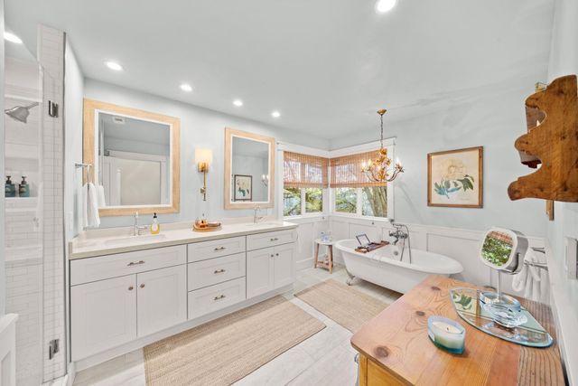 12609 Quail Hollow Dr, Auburn, CA 95603