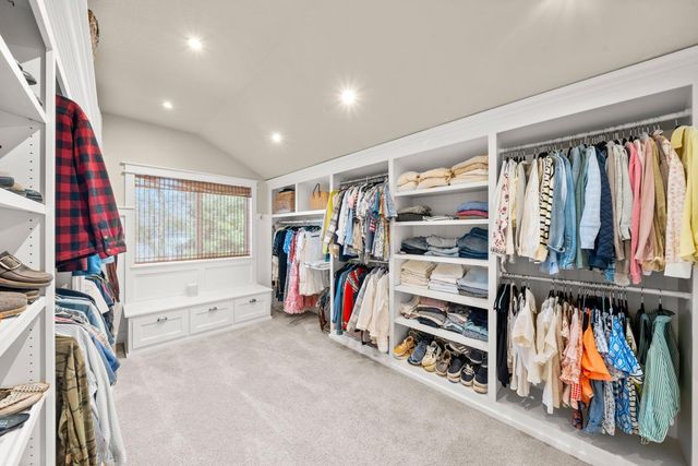 12609 Quail Hollow Dr, Auburn, CA 95603