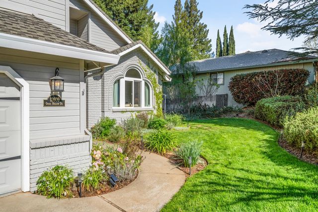 12609 Quail Hollow Dr, Auburn, CA 95603