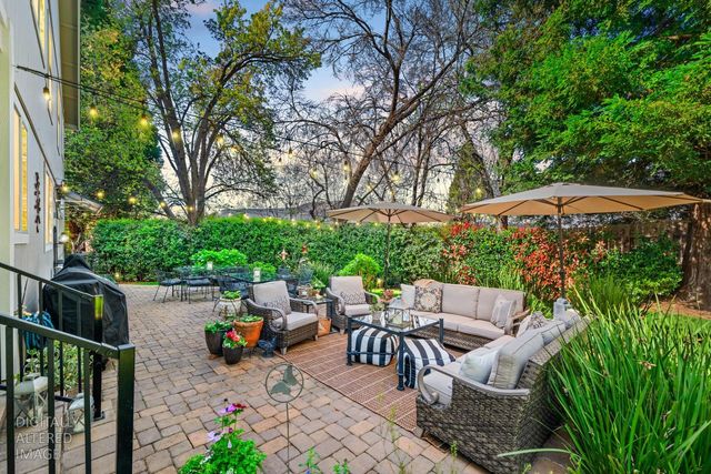 12609 Quail Hollow Dr, Auburn, CA 95603