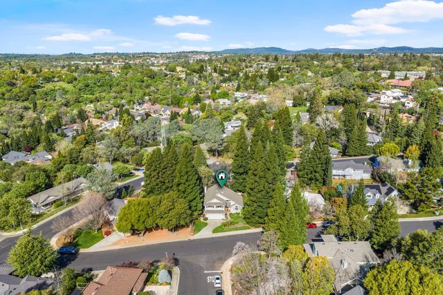 12609 Quail Hollow Dr, Auburn, CA 95603