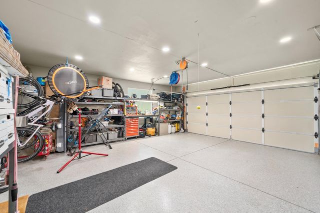 12609 Quail Hollow Dr, Auburn, CA 95603