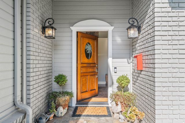 12609 Quail Hollow Dr, Auburn, CA 95603