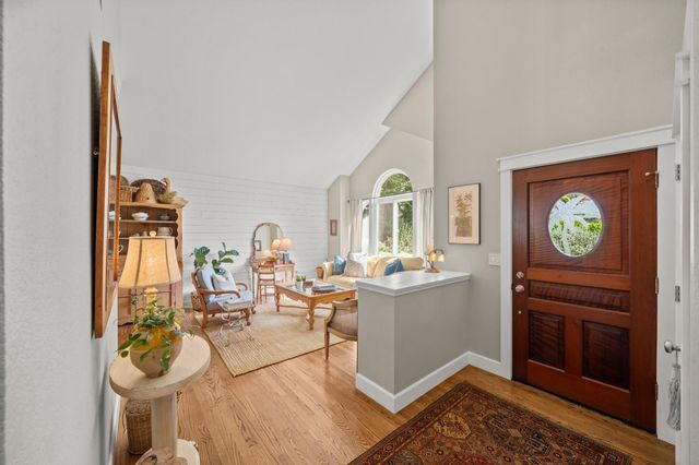 12609 Quail Hollow Dr, Auburn, CA 95603