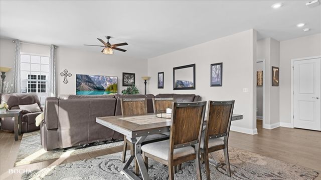 2281 Fairfax Way, Yorkville, IL 60560