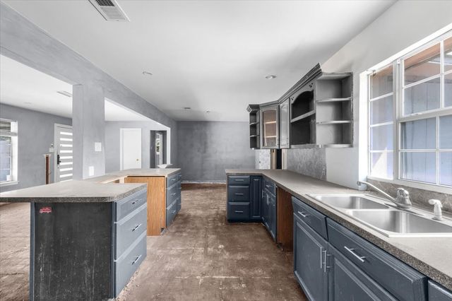 6817 Simmons Road, North Richland Hills, TX 76182