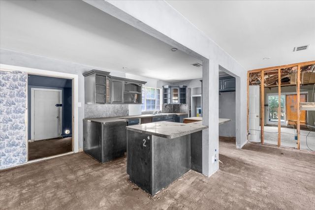 6817 Simmons Road, North Richland Hills, TX 76182