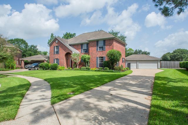 702 E Haven Court, Friendswood, TX 77546