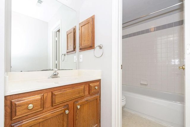 702 E Haven Court, Friendswood, TX 77546