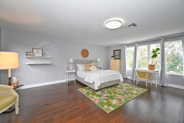 287 Berenger Walk, Royal Palm Beach, FL 33414