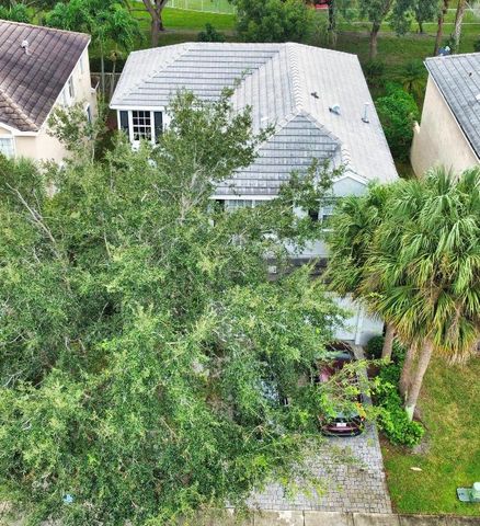 287 Berenger Walk, Royal Palm Beach, FL 33414