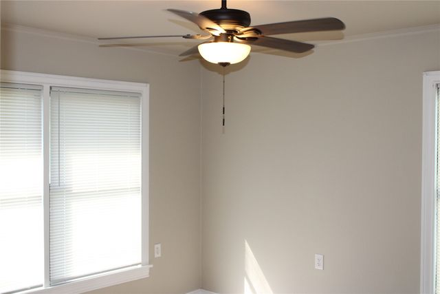 3105 McKenzie Avenue, Waco, TX 76708