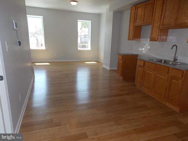 4143 WESTMINSTER AVE, Philadelphia, PA 19104