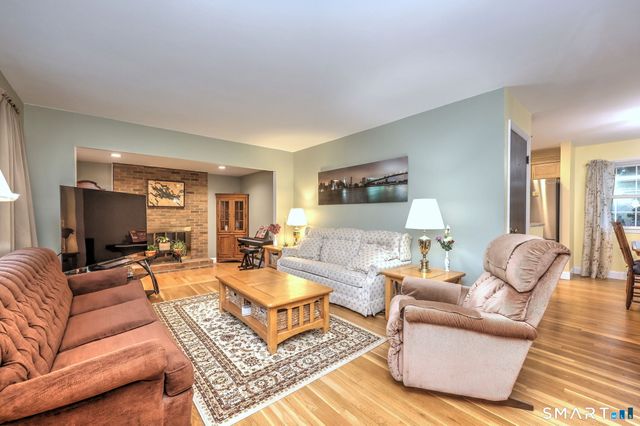 43 Prairie Avenue, Derby, CT 06418