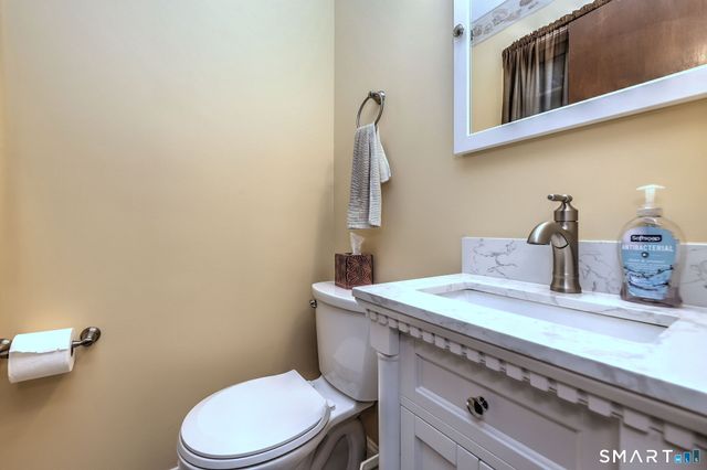 43 Prairie Avenue, Derby, CT 06418