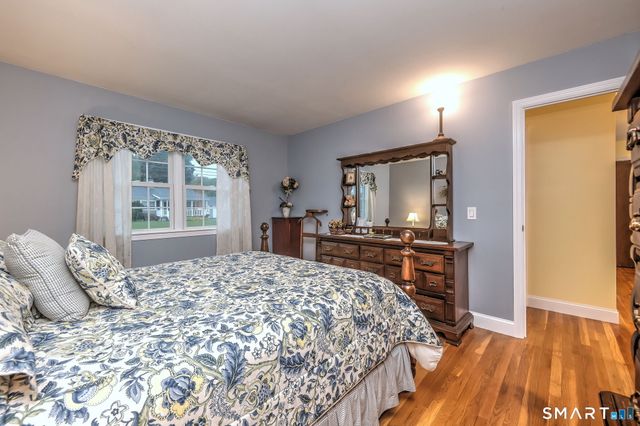 43 Prairie Avenue, Derby, CT 06418