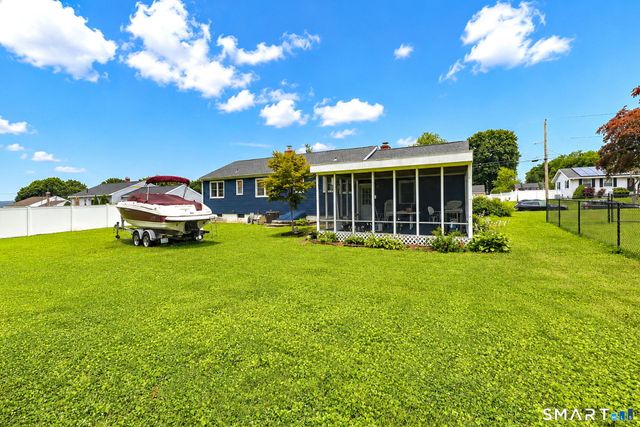 43 Prairie Avenue, Derby, CT 06418