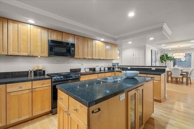 1922 Creek Drive, San Jose, CA 95125