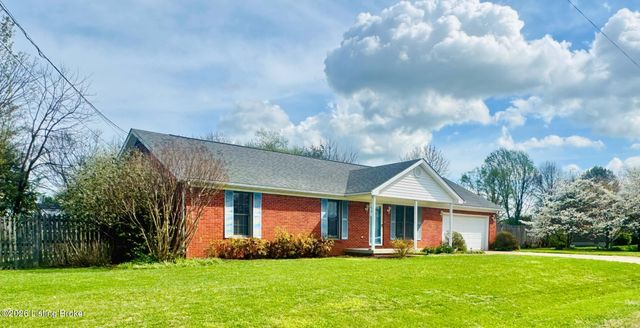 2806 Oakwood Dr, Bardstown, KY 40004