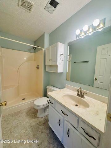 2806 Oakwood Dr, Bardstown, KY 40004