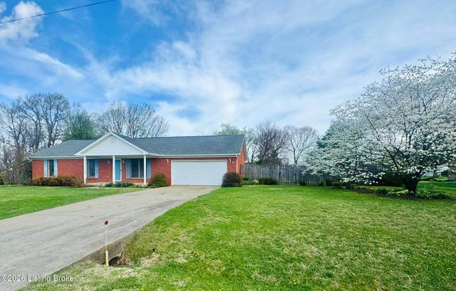 2806 Oakwood Dr, Bardstown, KY 40004