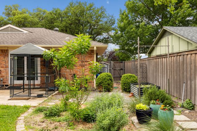 800 N Floyd Road, Richardson, TX 75080