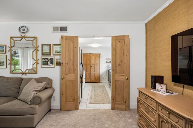 800 N Floyd Road, Richardson, TX 75080