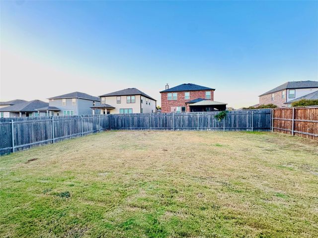 321 Sweet Autumn DR, Georgetown, TX 78626