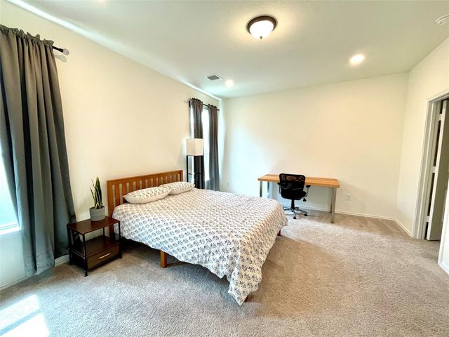 321 Sweet Autumn DR, Georgetown, TX 78626
