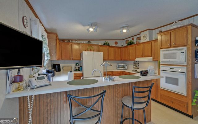 28 Lake Pointe Road, Hartwell, GA 30643
