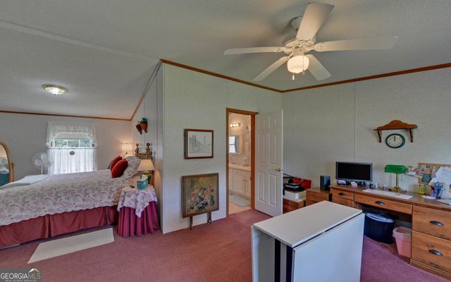 28 Lake Pointe Road, Hartwell, GA 30643