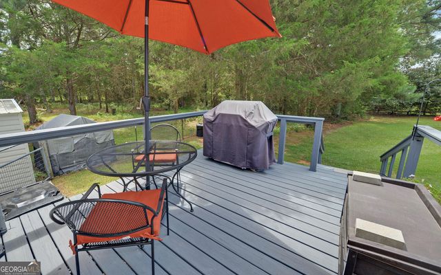 28 Lake Pointe Road, Hartwell, GA 30643