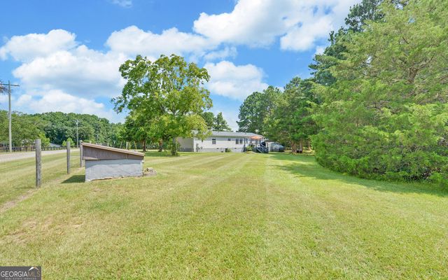 28 Lake Pointe Road, Hartwell, GA 30643