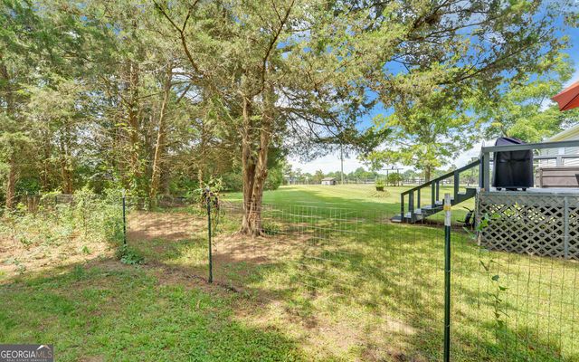 28 Lake Pointe Road, Hartwell, GA 30643