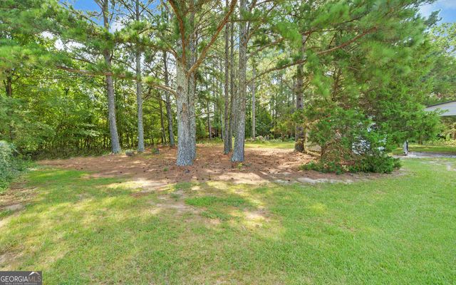 28 Lake Pointe Road, Hartwell, GA 30643