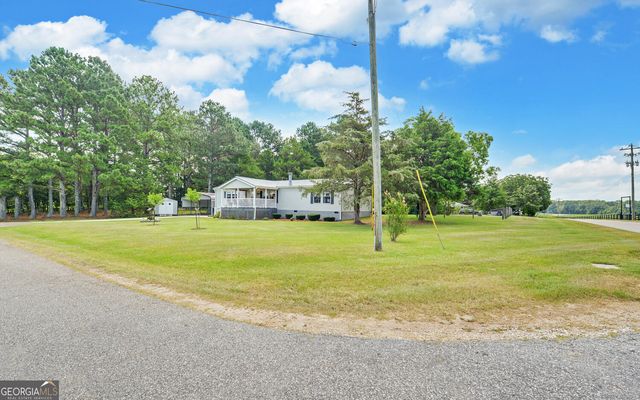 28 Lake Pointe Road, Hartwell, GA 30643