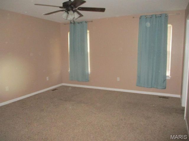 1937 Richmond Springs Lane, Belleville, IL 62220