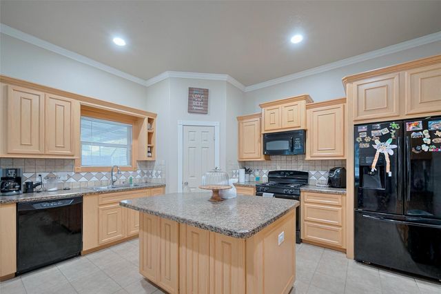 1416 Cranbrook Way, Pasadena, TX 77502