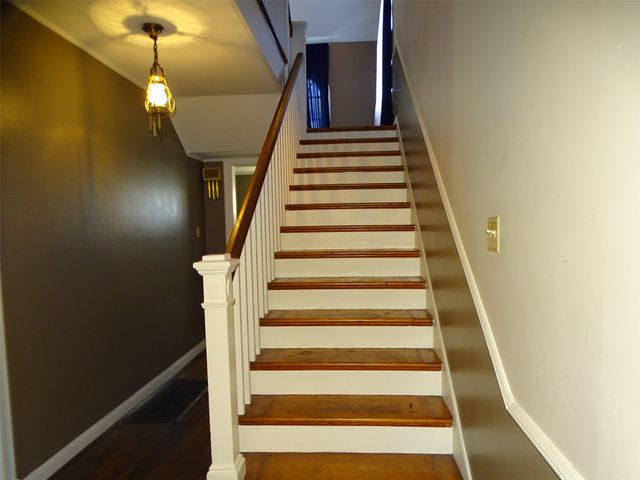 408 W Tyler Street, Ennis, TX 75119