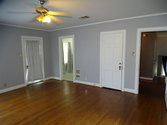 408 W Tyler Street, Ennis, TX 75119