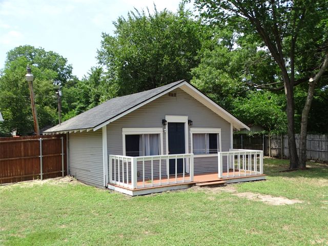 408 W Tyler Street, Ennis, TX 75119